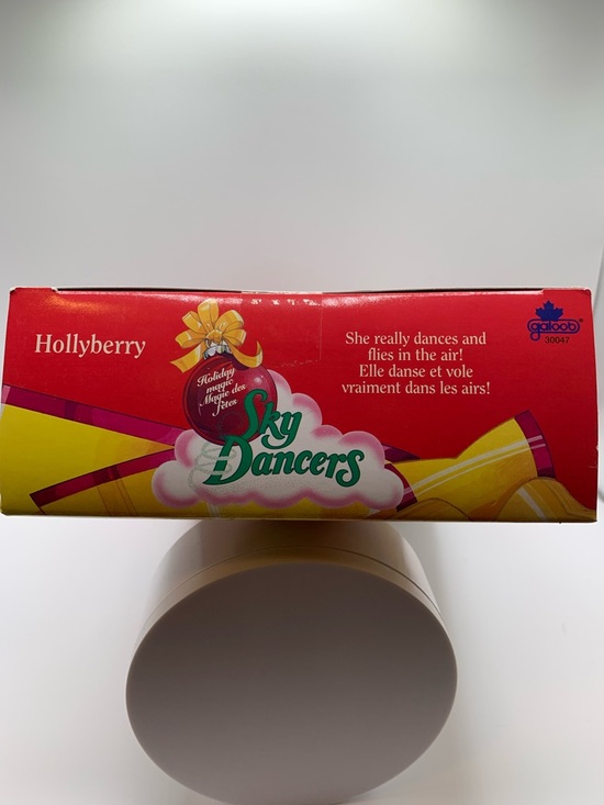 Hollyberry" Holiday Magic Sky Dancers doll from Galoob BNIB 1995 - Picture 7 of 13